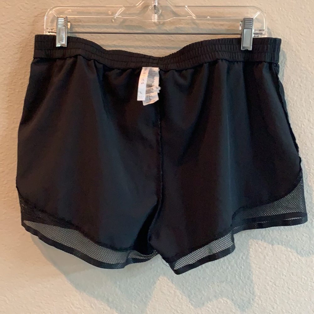 Fabletics Kylie Short - image 8